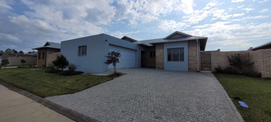 3 Bedroom Property for Sale in Mooikloof Country Estate Western Cape